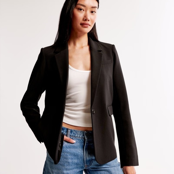 Abercrombie & Fitch Jackets & Blazers - Abercrombie & Fitch Classic Suiting Blazer